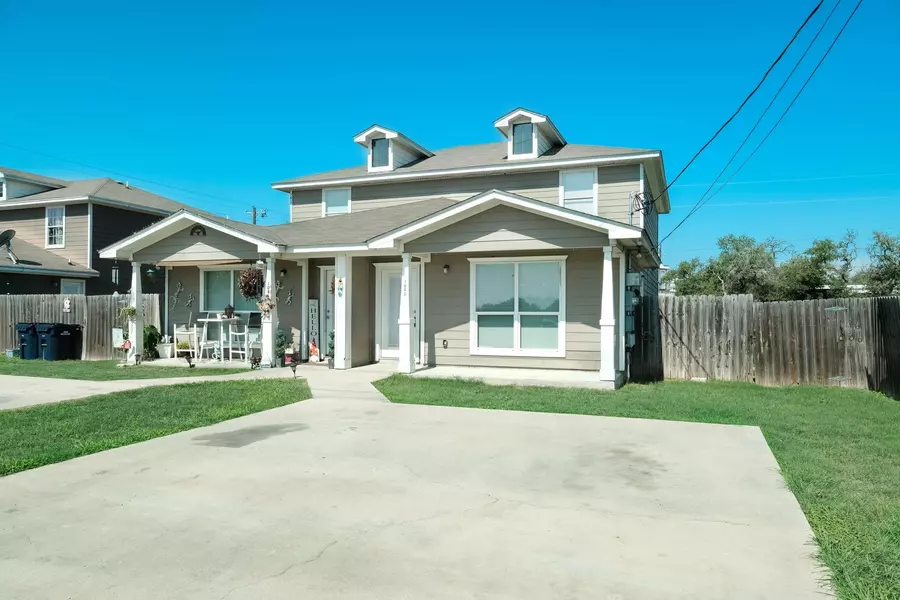 104 Castleberry CT #B, Bertram, TX 78605