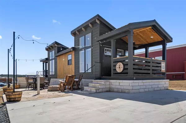 Fredericksburg, TX 78624,5386 Ranch Road 1376 #50