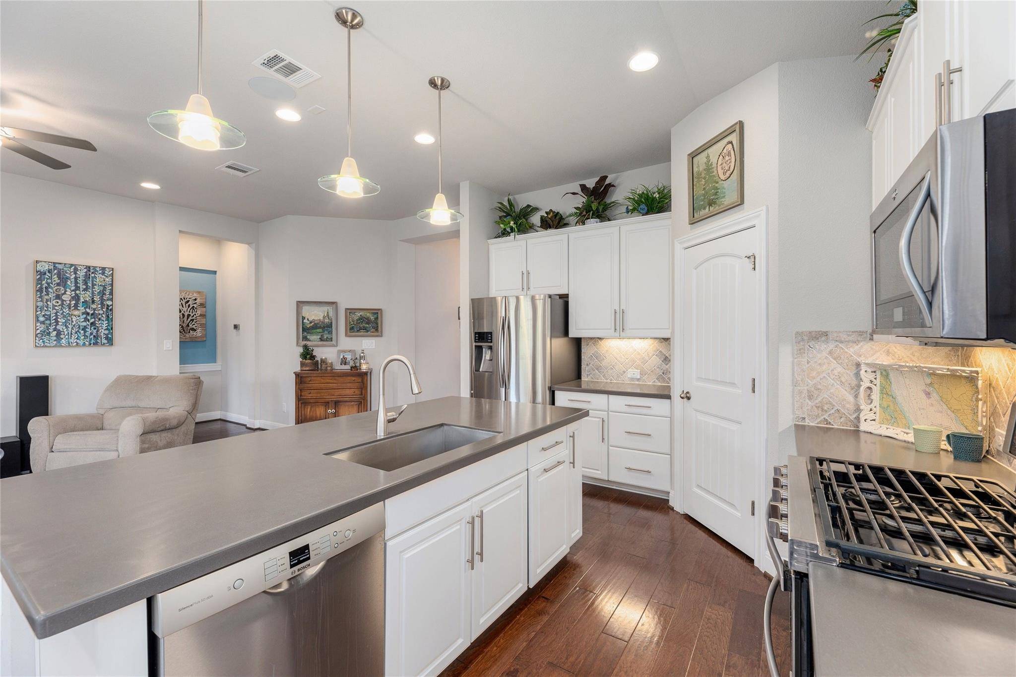 2344 Centennial LOOP,  Round Rock,  TX 78665