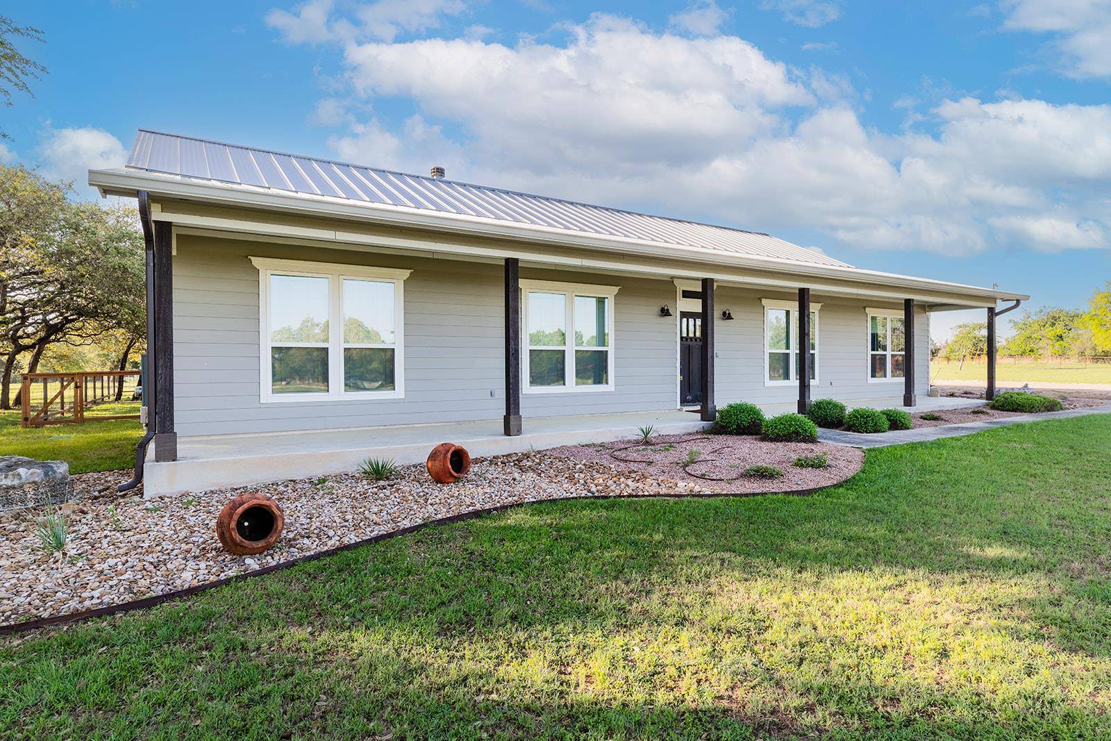 340 Greenridge RD, Georgetown, TX 78628