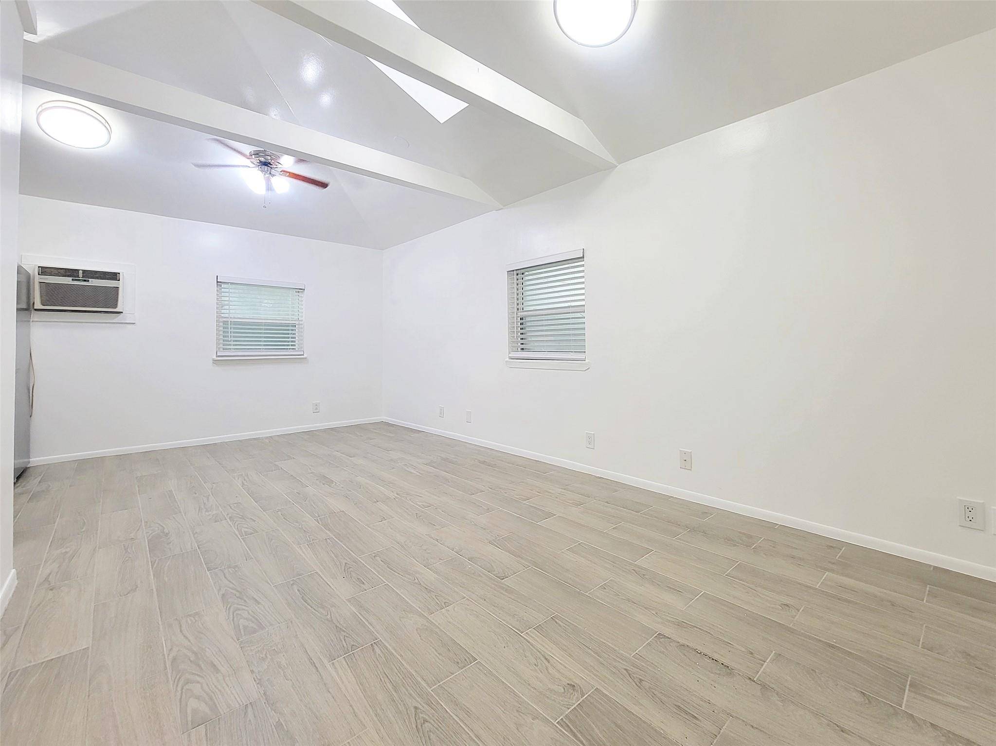 Austin, TX 78751,1009 E 38 1/2 ST #B
