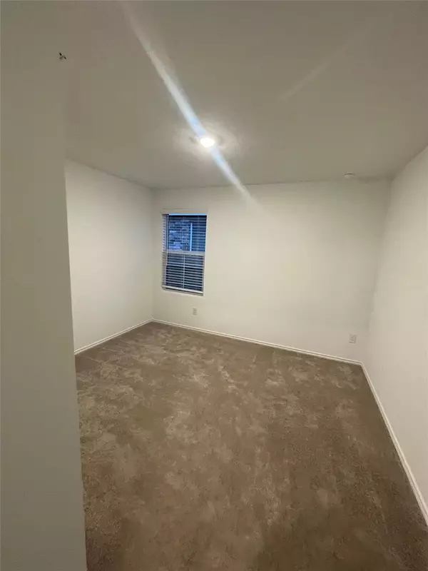 Kyle, TX 78640,165 Alamito Ave