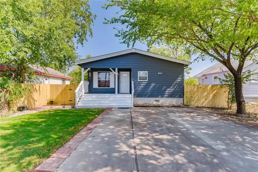Manor, TX 78653,103 W EGGLESTON ST