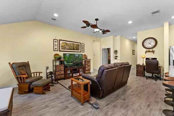 Lago Vista, TX 78645,2009 Omaha DR