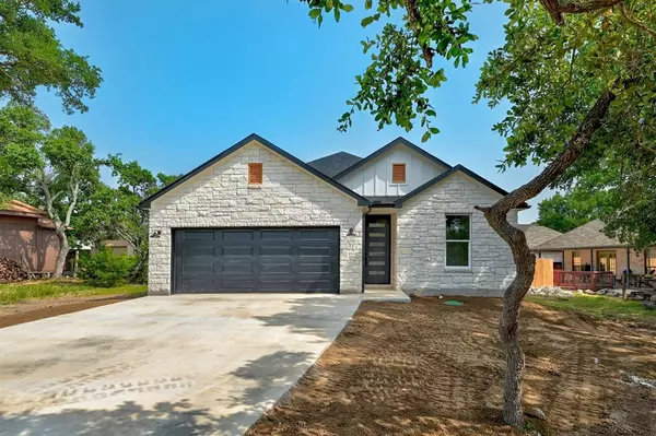 8 Flaming Cliff RD, Wimberley, TX 78676