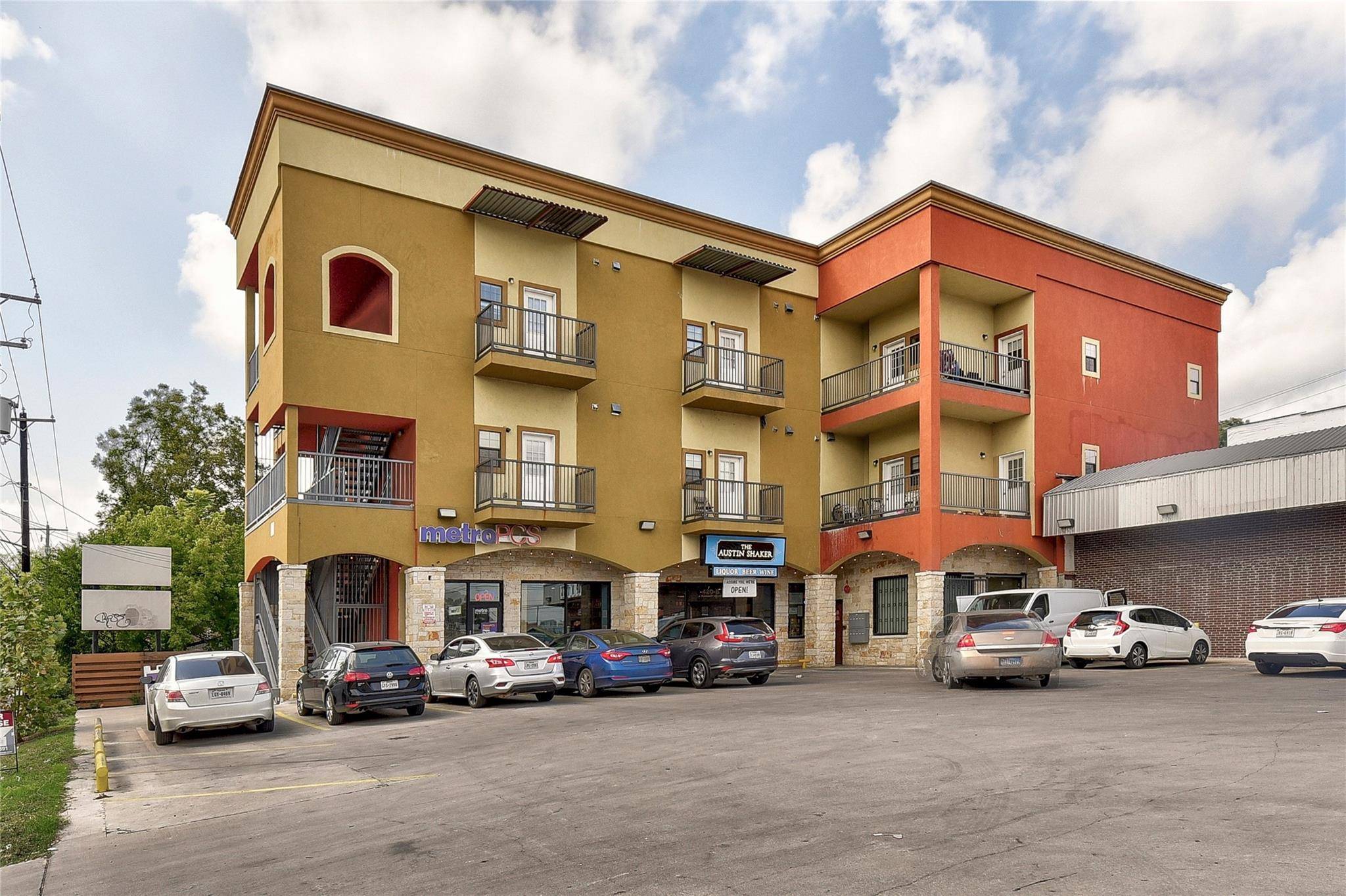 420 N Pleasant Valley RD #304, Austin, TX 78702