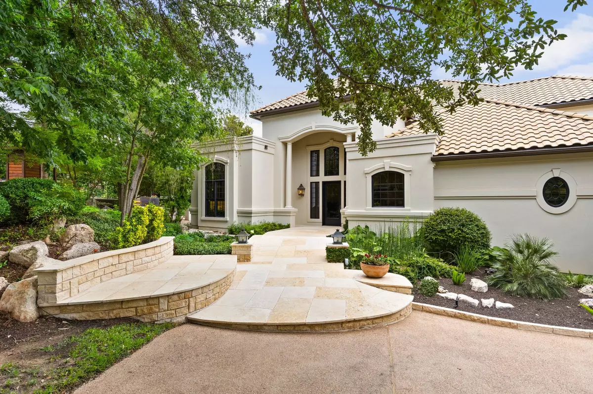 Austin, TX 78735,8634 Navidad DR