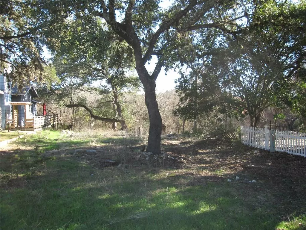 Wimberley, TX 78676,20 Fallbrook CIR