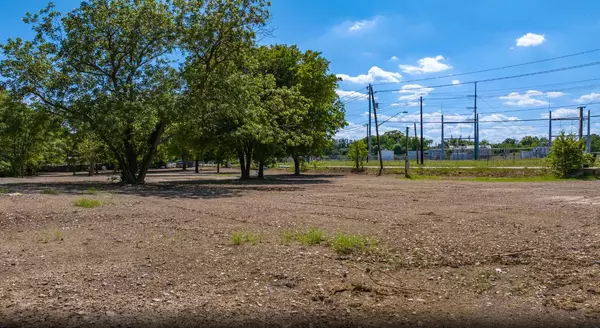 Austin, TX 78744,3307 Mc Call LN