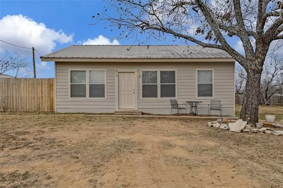 615 Frazier ST, Tow, TX 78672