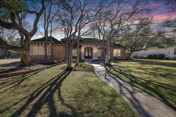 311 Mickelson LN, Georgetown, TX 78628