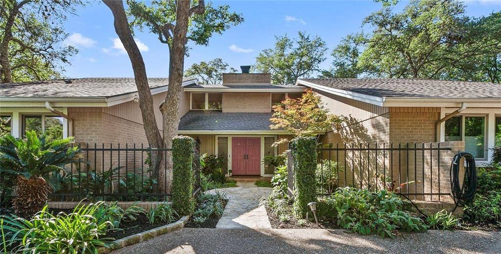 1202 Pasaguarda DR, Austin, TX 78746