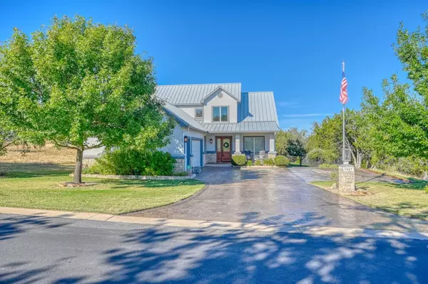 1007 Broken Hills, Horseshoe Bay, TX 78657