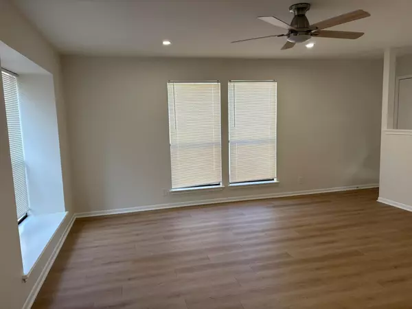 Austin, TX 78731,6009 Shadow Valley CV #A