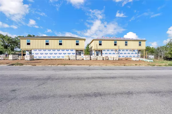 Marble Falls, TX 78654,1207-1209 Second ST