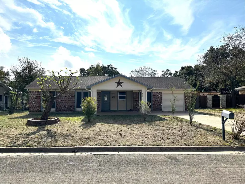 204 Thompson ST, Cedar Park, TX 78613