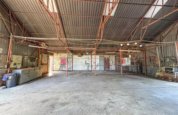 Caldwell, TX 77836,1503 W 8th Street
