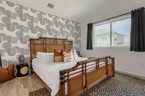 Lago Vista, TX 78645,21201 Portsmouth CV #6