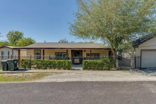 Buda, TX 78610,308 Regina DR