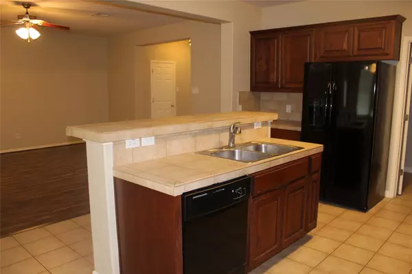 San Marcos, TX 78666,141 Silo ST