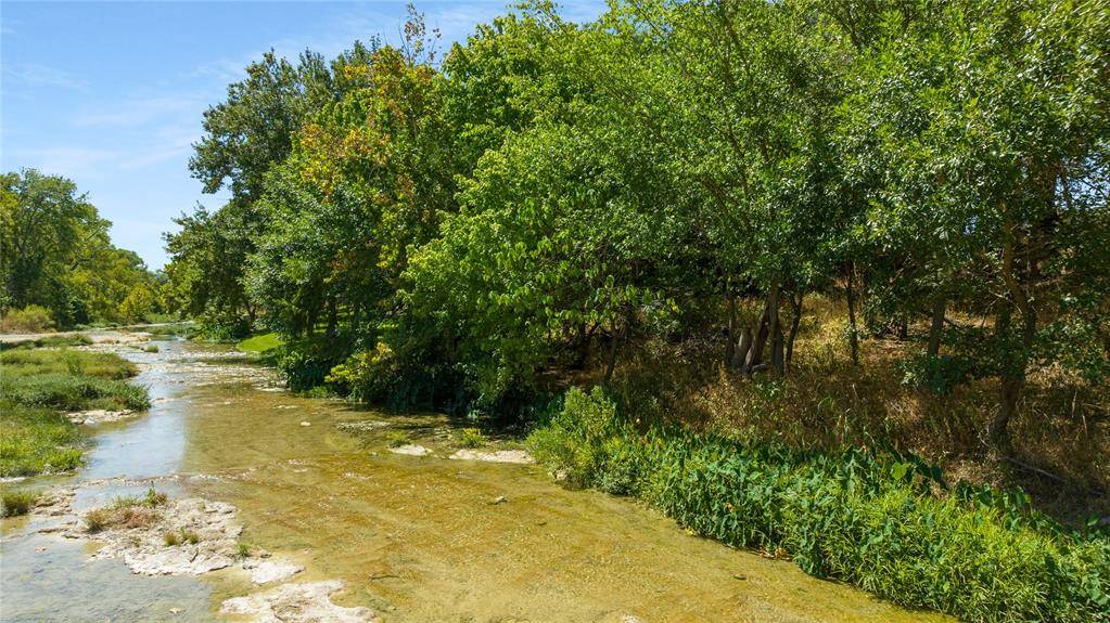1052 Ferguson Mill RD,  Salado,  TX 76571