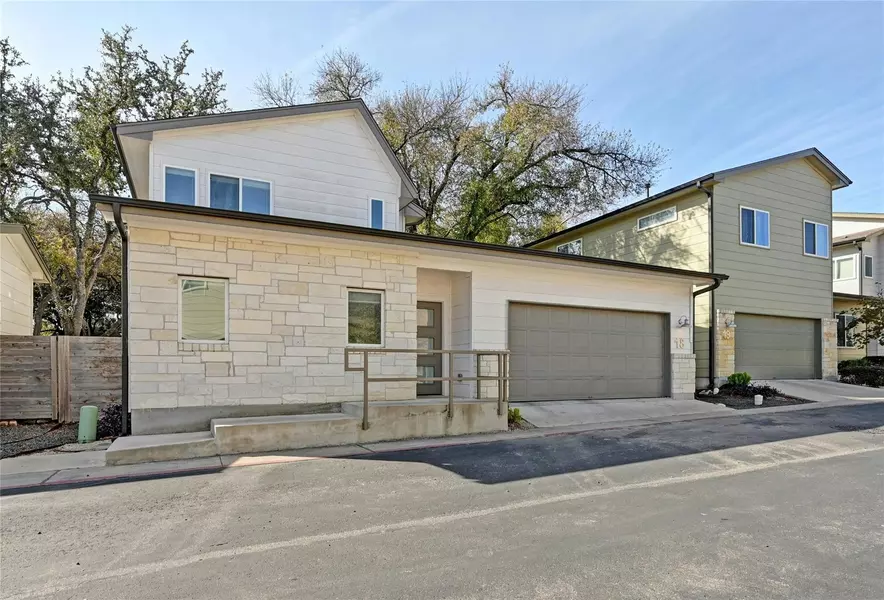 6800 Menchaca RD #18, Austin, TX 78745