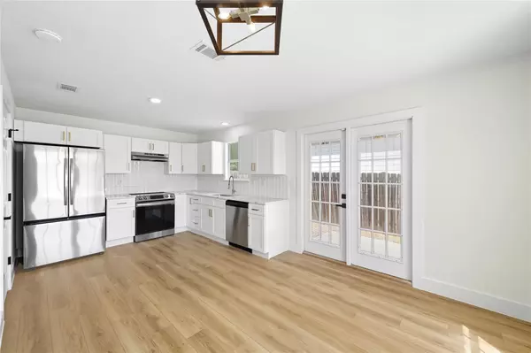 San Marcos, TX 78666,1164 Lago Vista ST