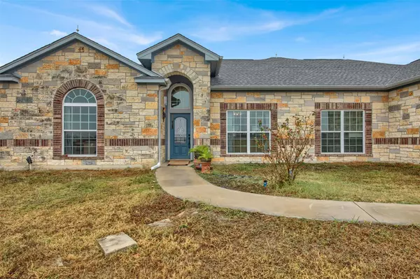 3498 County Road 464, Elgin, TX 78621