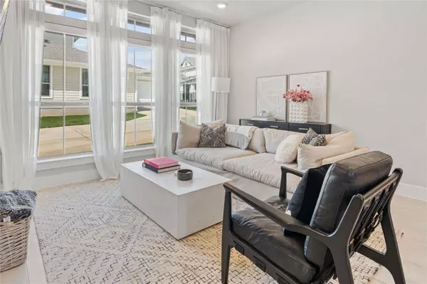 Austin, TX 78744,8214 Talferd TRL