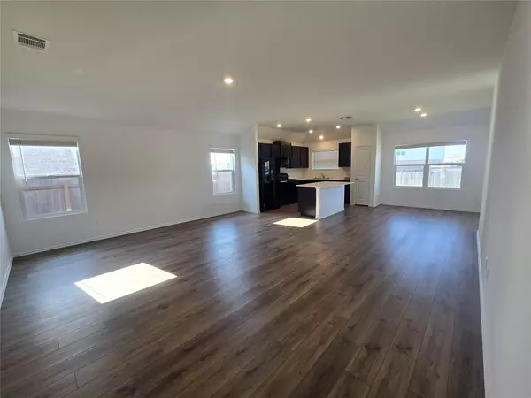 502 Arnage DR, Hutto, TX 78634