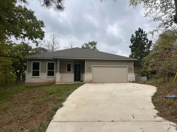 142 Alele DR, Bastrop, TX 78602