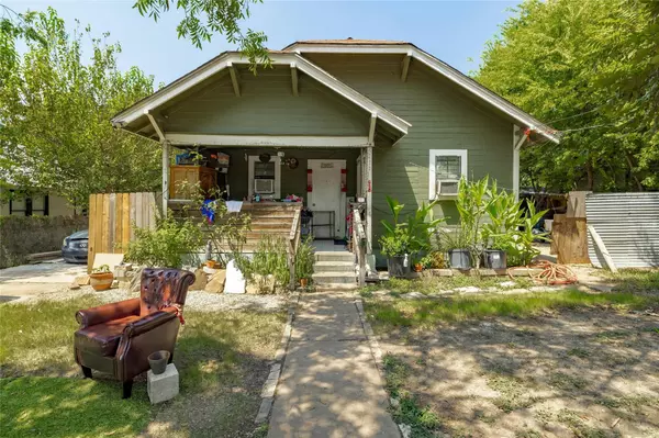 905 W 10th ST, Georgetown, TX 78626