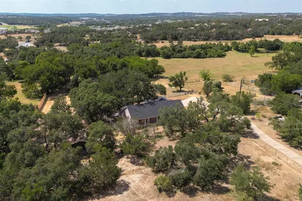 107 Springwood RD, Dripping Springs, TX 78620