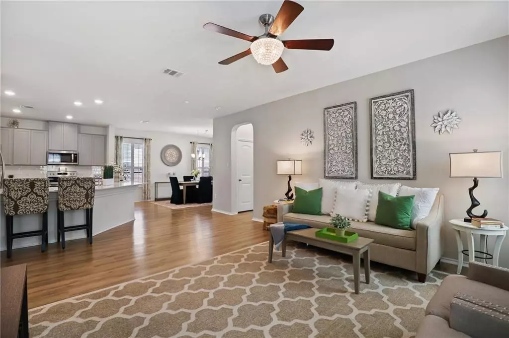 Kyle, TX 78640,140 Fuchsia ST