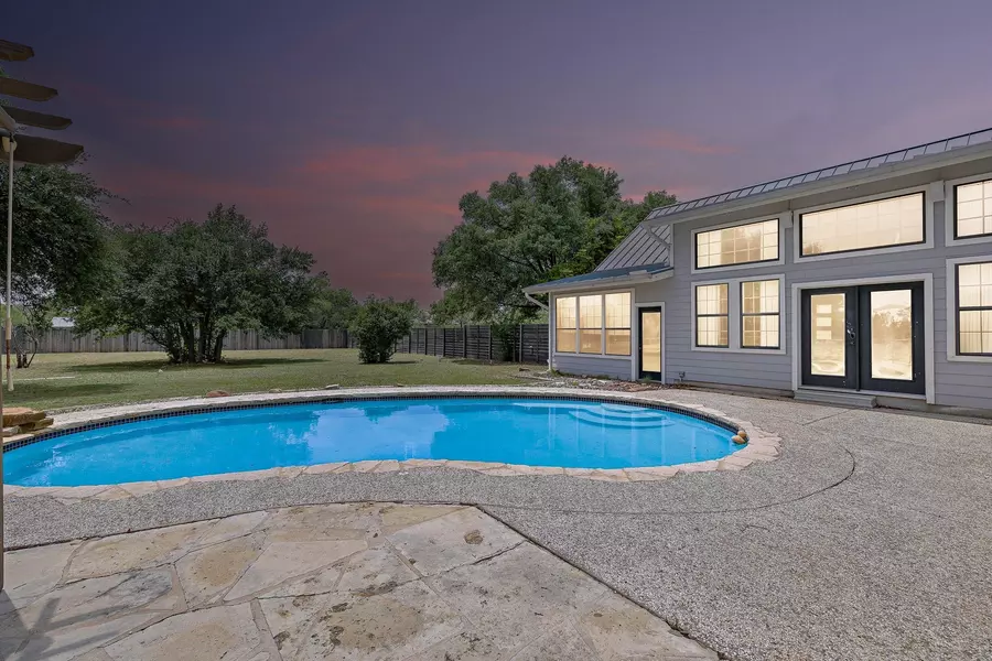 113 River View RD, Liberty Hill, TX 78642