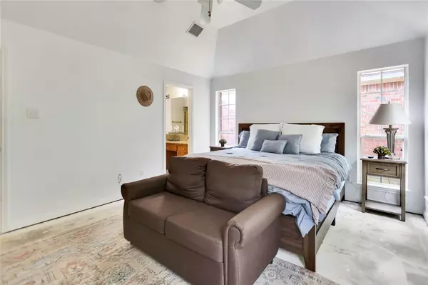 Bastrop, TX 78602,725 Green Valley DR NE