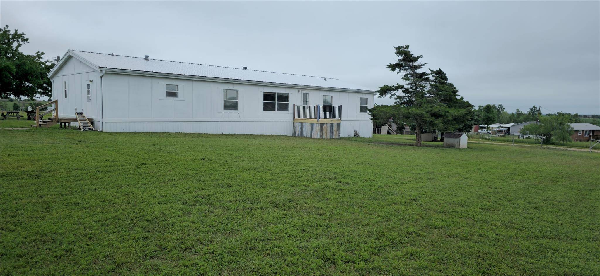 795 County Road 422, Taylor, TX 76574