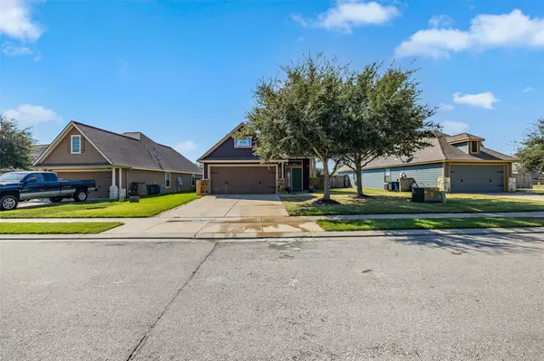 3815 Clear Meadow Creek Ave, College Station, TX 77845