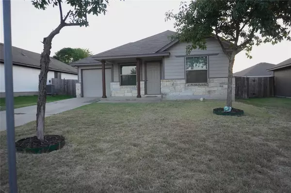 137 Soapstone DR, Jarrell, TX 76537