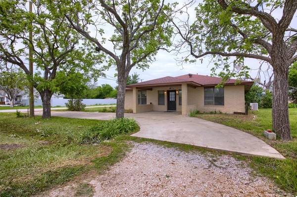 104 W Broadway ST,  Granger,  TX 76530