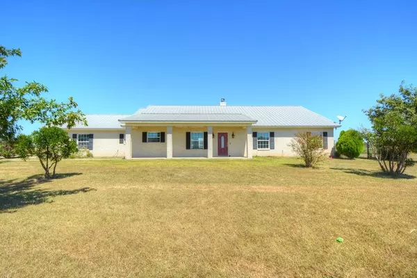 11768 Roberts RD, Holland, TX 76534