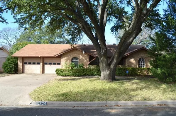 8704 Donna Gail DR, Austin, TX 78757