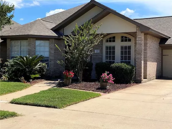 107 CROSSWIND DR, Victoria, TX 77904