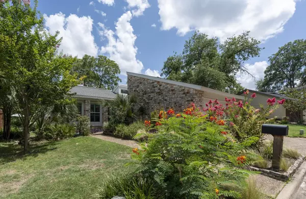 7107 Coachwhip HOLW, Austin, TX 78750