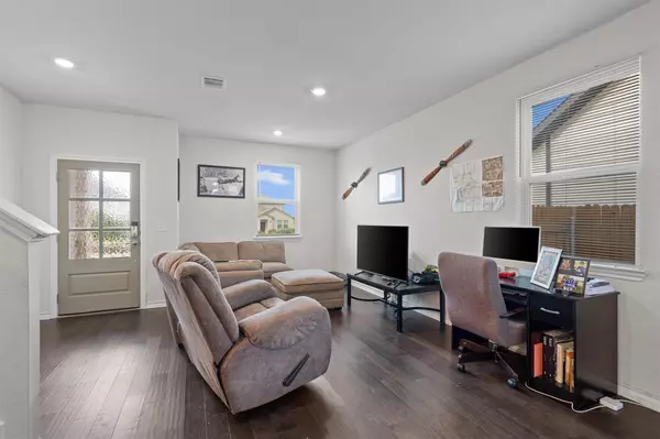 Liberty Hill, TX 78642,753 Long RUN