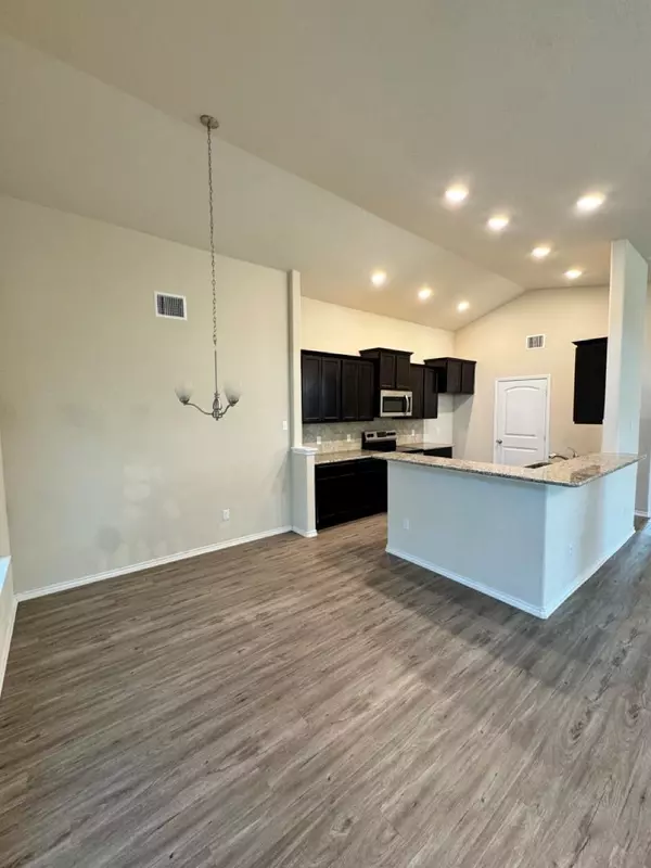 Jarrell, TX 76537,203 Plata LN