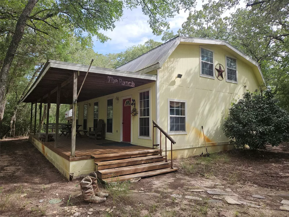 Thrall, TX 76578,350 Oak Creek TRL