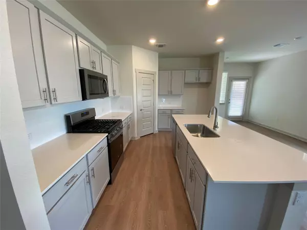 Austin, TX 78754,10501 Gonzales Ranger PASS