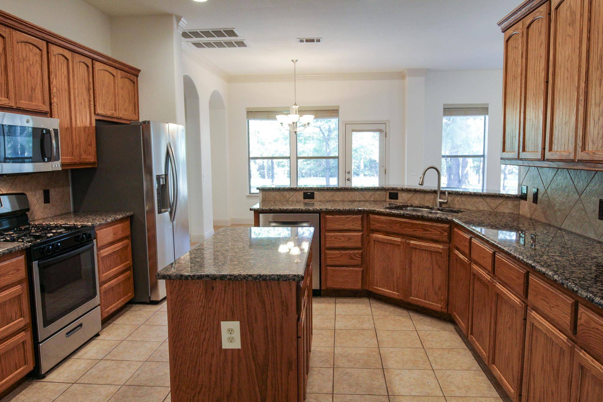 Bastrop, TX 78602,117 Hornsby TRL