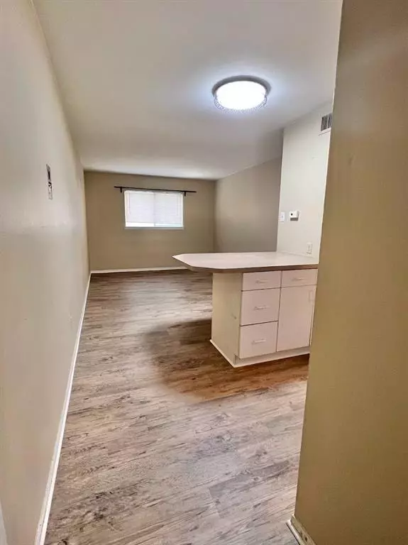 Austin, TX 78705,803 W 28th ST #103